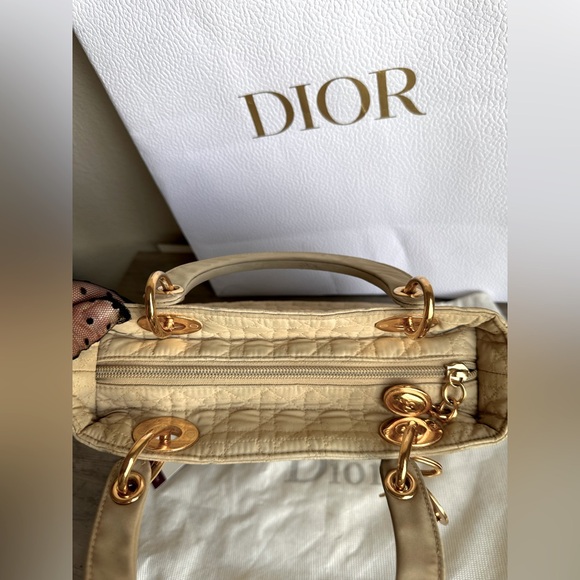 Dior Lady Dior Cannage Nylon Handbag Beige - Picture 11 of 17